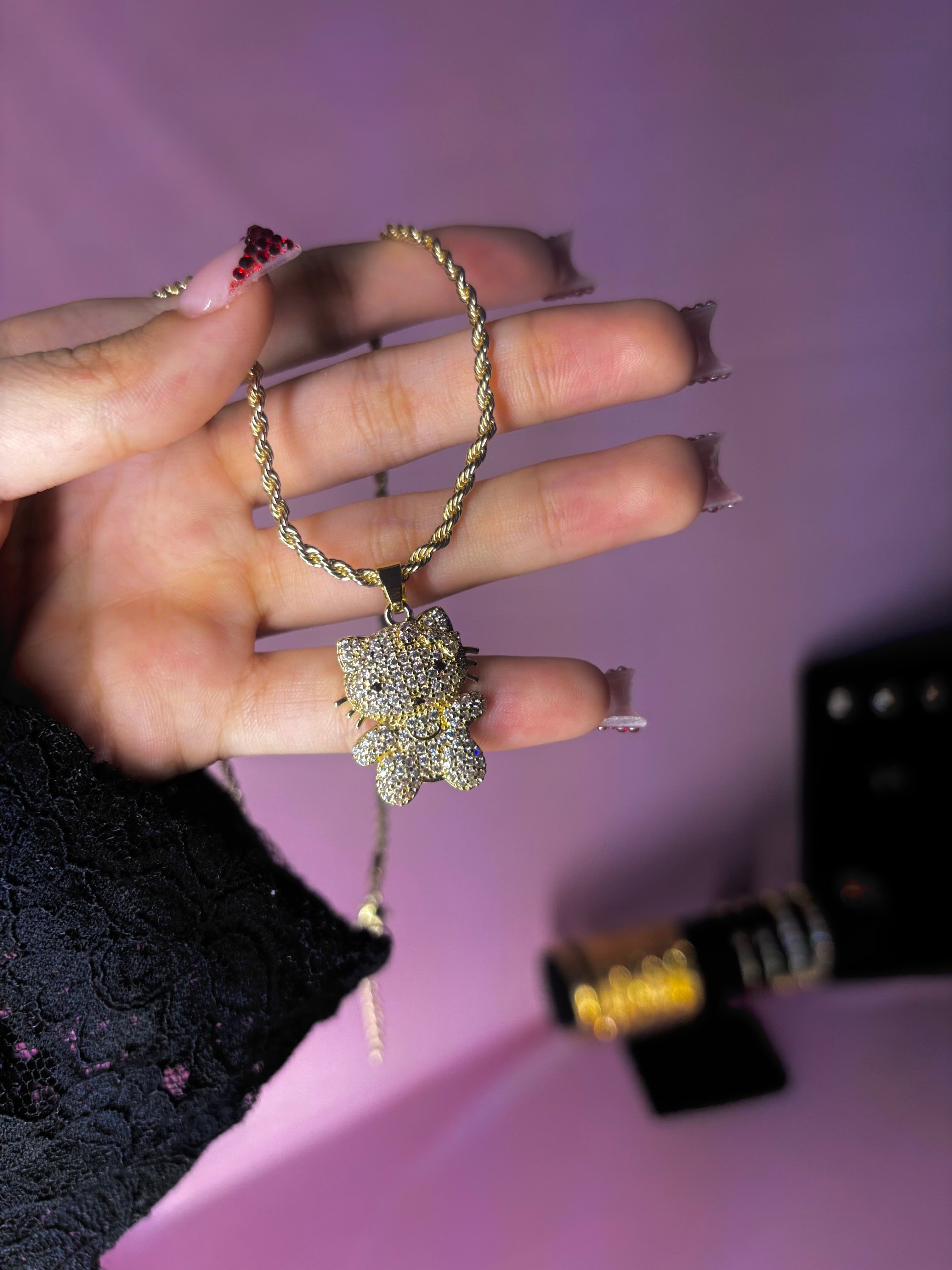 kitty pendant